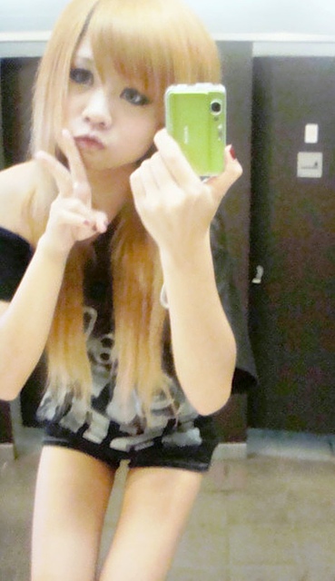 180701828_l.jpg