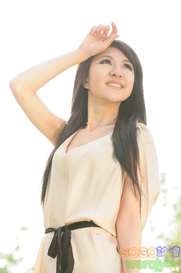 133300ehw4ahhsgshiiw3y.jpg