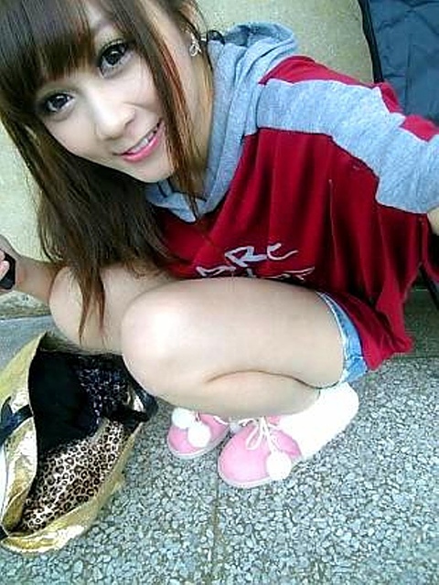 181525936_l.jpg