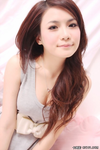 9f1be8cec07f8521e6bd8f350e3d5cb5.jpg
