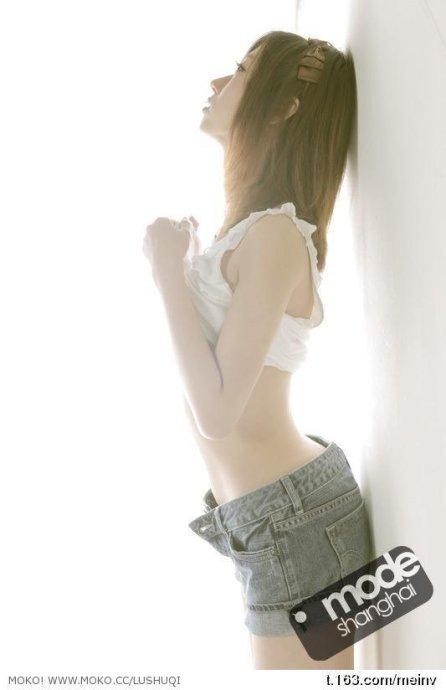 20110803132205alq3y.jpg