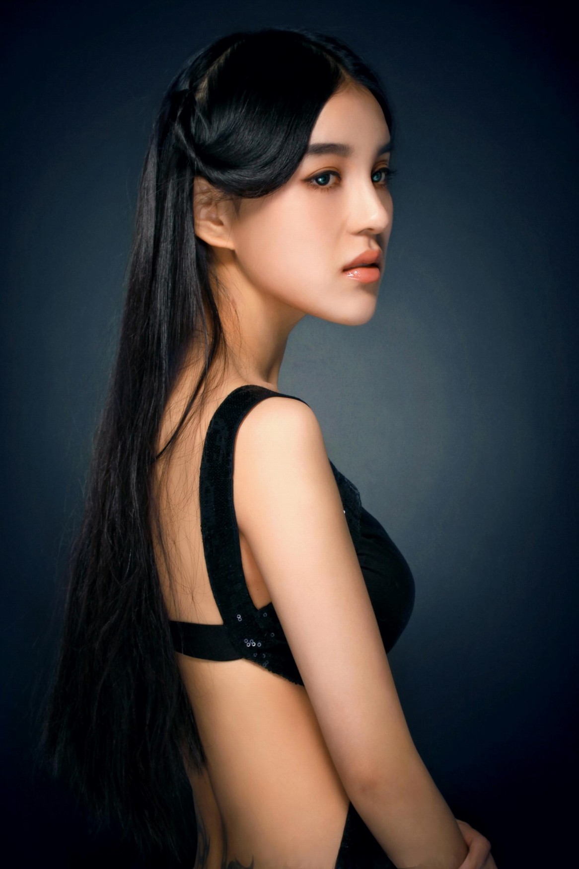 shiyiyin-2.jpg