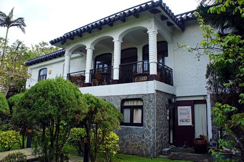 381571_3.jpg