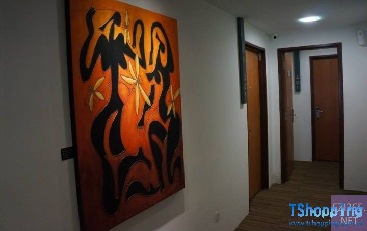 image-The-Verve-Hotel-2.jpg