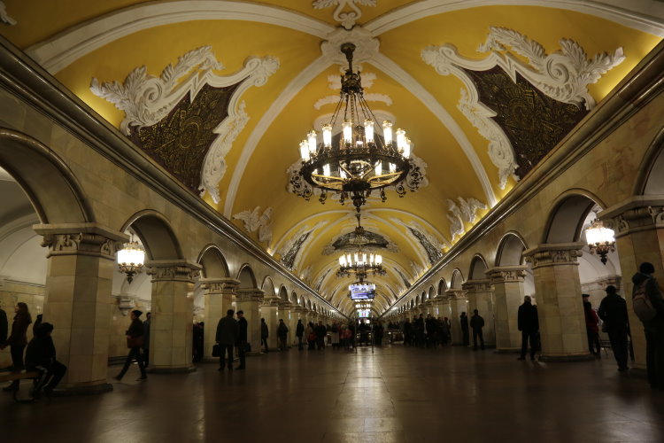 俄羅斯 莫斯科 有趣的異國風情 地鐵之旅 DAY2
