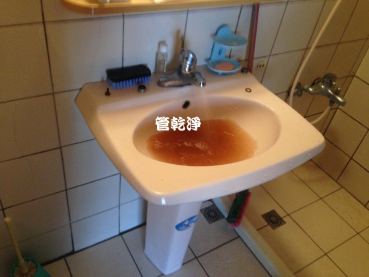 tofan001.jpg