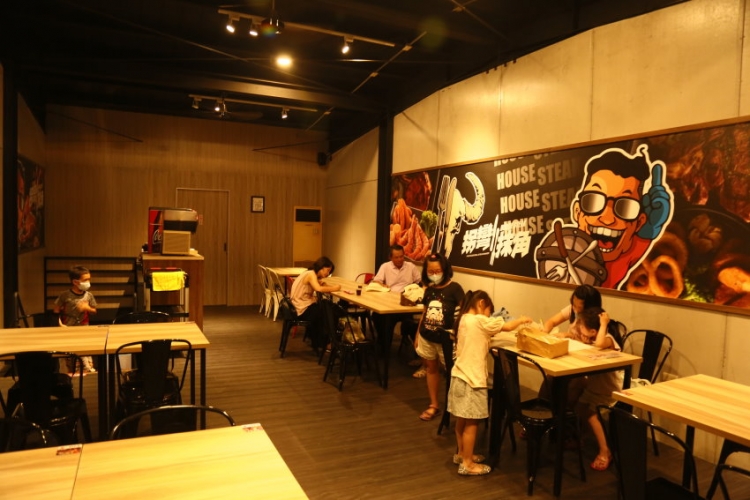 拐彎抹角 炙燒牛排 北門店 台南美食