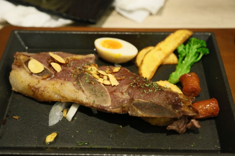 拐彎抹角 炙燒牛排 北門店 台南美食