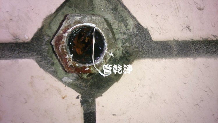 熱水管堵到沒水？ 新北 板橋 萬板路 水管清洗 (管乾淨)