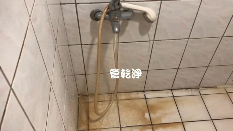 洗水管 水管老是流出棕色物質？ 台中南屯永春南路 水管清洗(