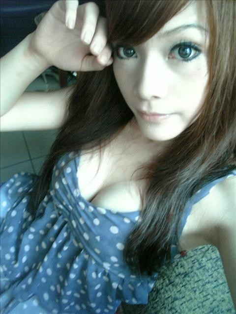 1258801542.jpg