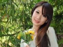 淺藍色可愛女孩