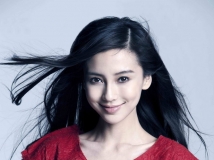 Angelababy新年紅裙寫真自言鐵人渴望休假