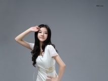 清純的美女模特Hedy