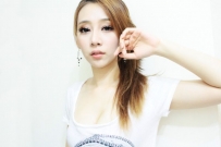 32E 爆乳正妹~優優~身材真的優優