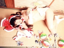 讓人噴血的巫女Misaki Hanamura