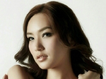 香港Model – Rainbow