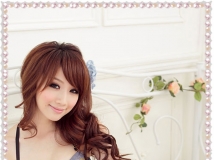 正妹Lucy露小西