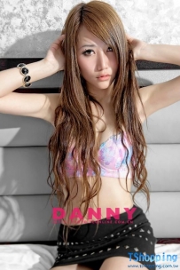 甜美系正妹~長腿美女~文丹妮