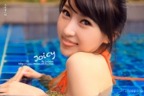 真是甜到爆!!! ~小宇Joicy~超甜美比基尼照[5P]